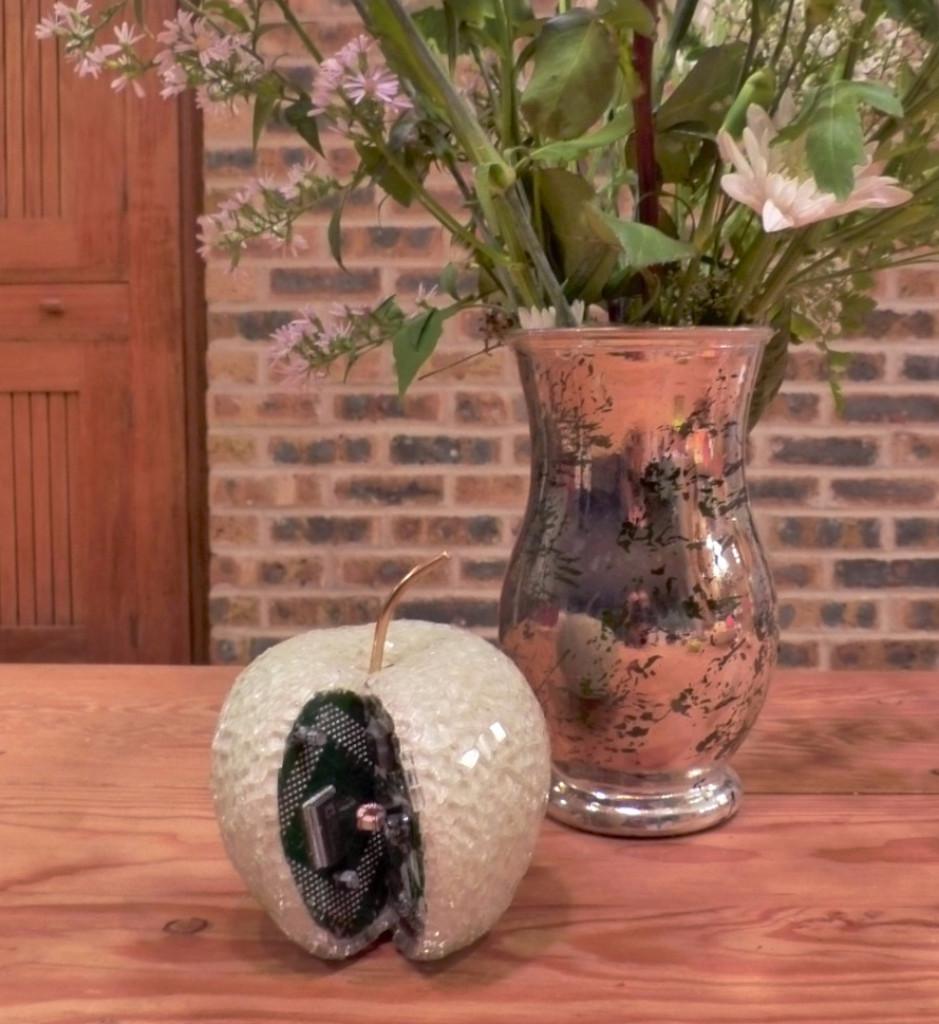 AppleByte-White Mosaic