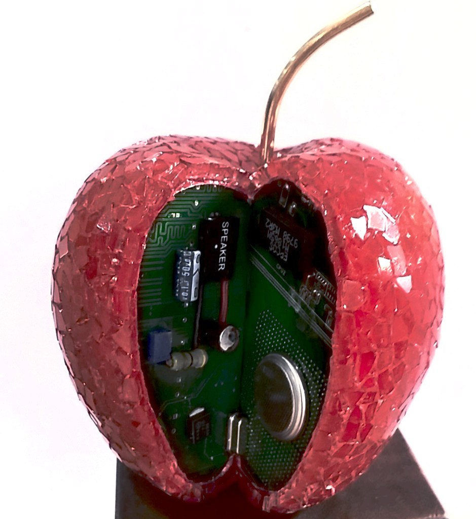 AppleByte-Red Glass Mosaic